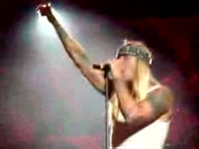 Linkin Park perform worst version of Sweet Child O' Mine in history